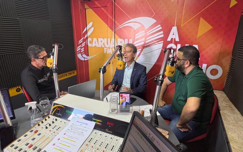 Coronel Alberto Feitosa destaca atuação parlamentar em entrevistas a rádios de Caruaru