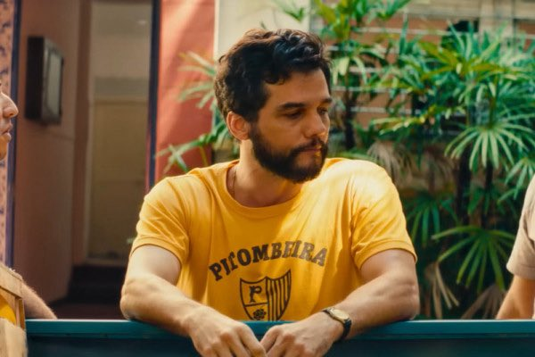 Pitombeira dos Quatro Cantos muda tema do Carnaval 2026 e homenageia filme pernambucano premiado no Globo de Ouro