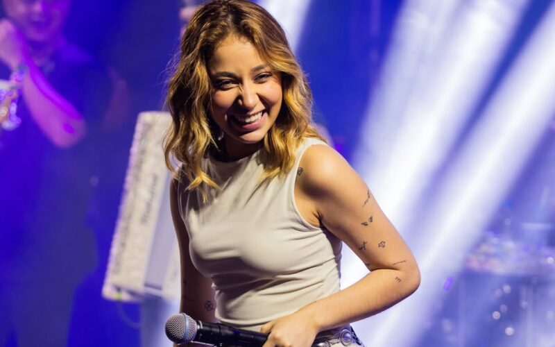 Marília Tavares se consolida como novo fenômeno do sertanejo e domina rádios do Nordeste