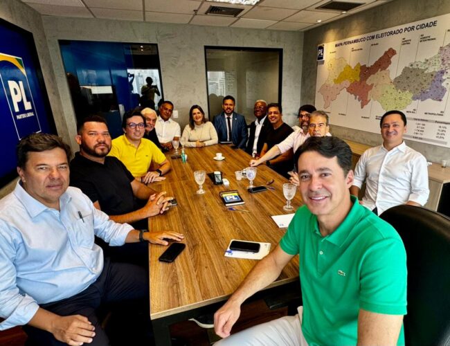 PL confirma visita de Flávio Bolsonaro a Pernambuco e intensifica articulação para 2026